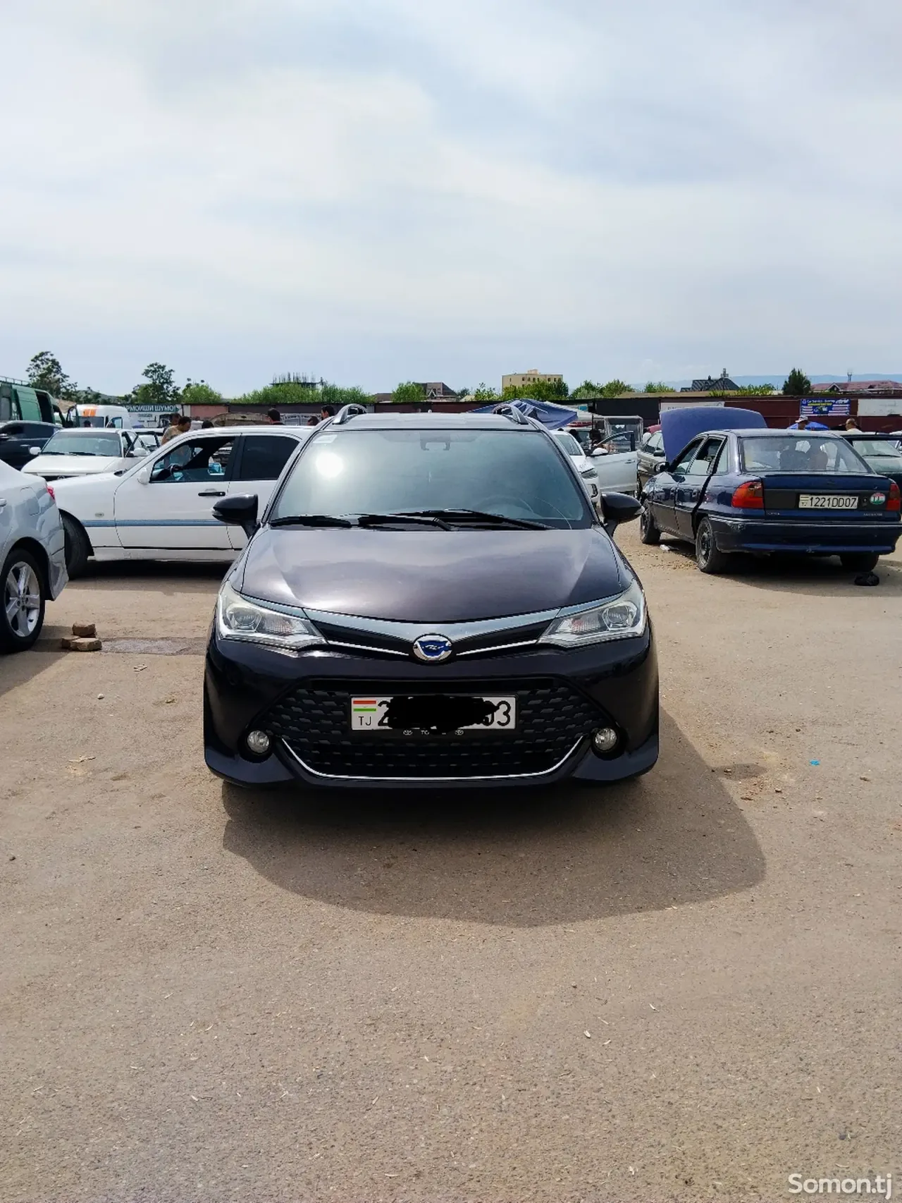 Toyota Fielder 2016 · 1.5 AT