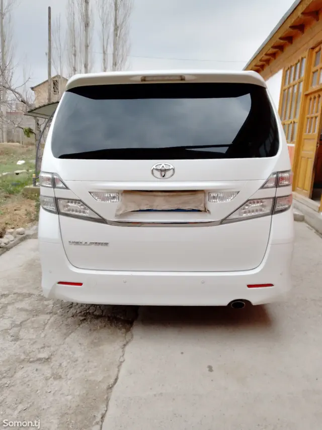 Toyota Vellfire 2014 · 2.4 AT