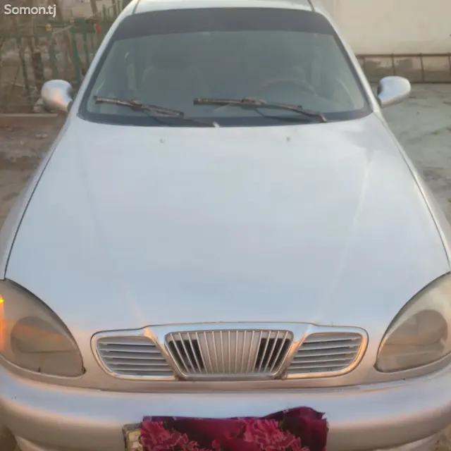 Daewoo Lanos 1997 · 1.6 MT
