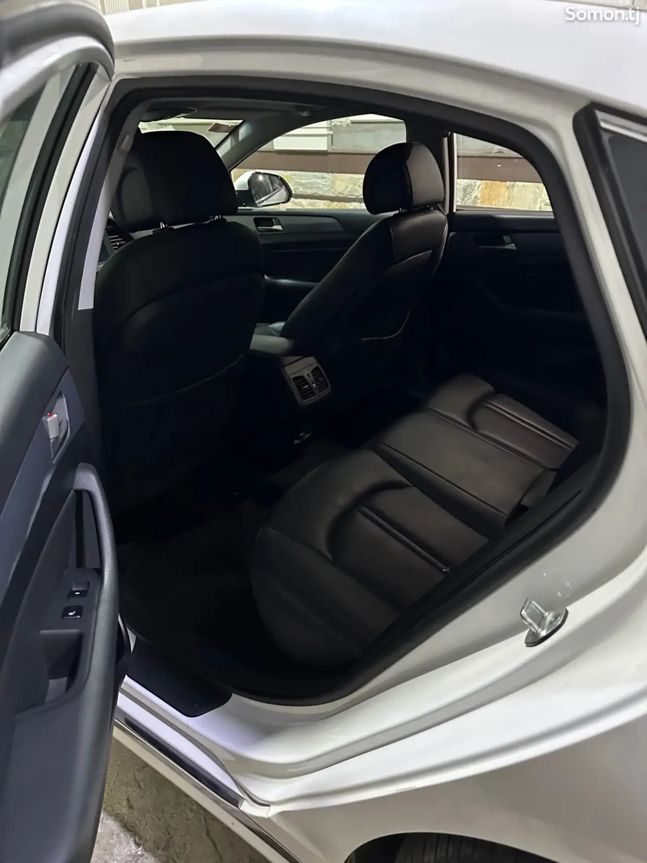 Hyundai Sonata 2015 · 2.0 CVT