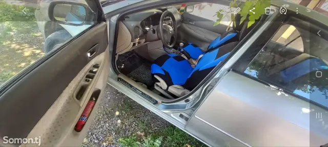 Mazda 6 2005 · 2.0 MT