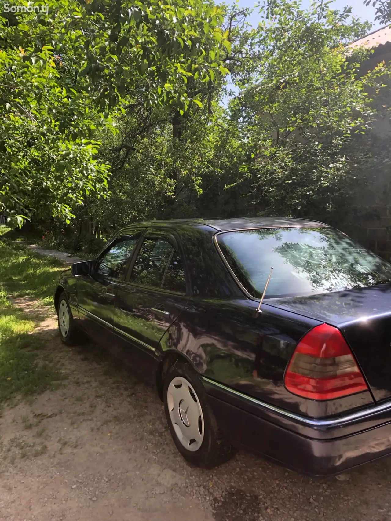Mercedes-Benz C class 1997 · 2.0 MT