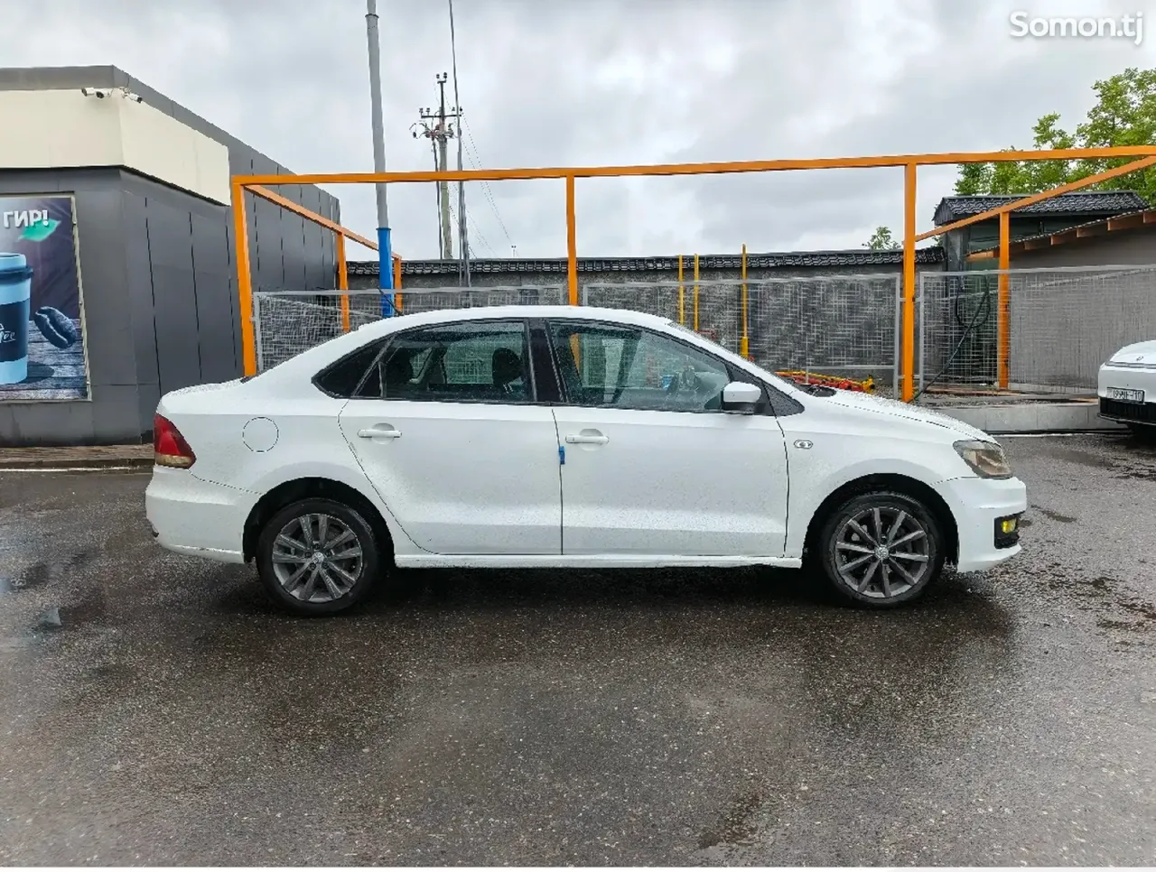 Volkswagen Polo 2019 · 1.6 AT