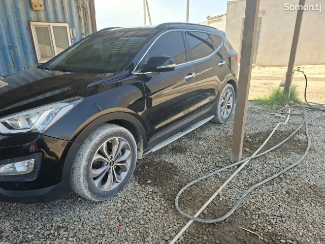 Hyundai Santa Fe 2014 · 2.0 AT