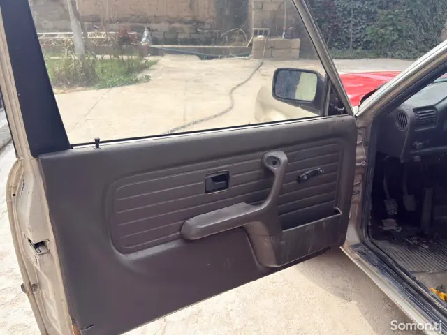 BMW 3 series 1986 · 6.0 MT