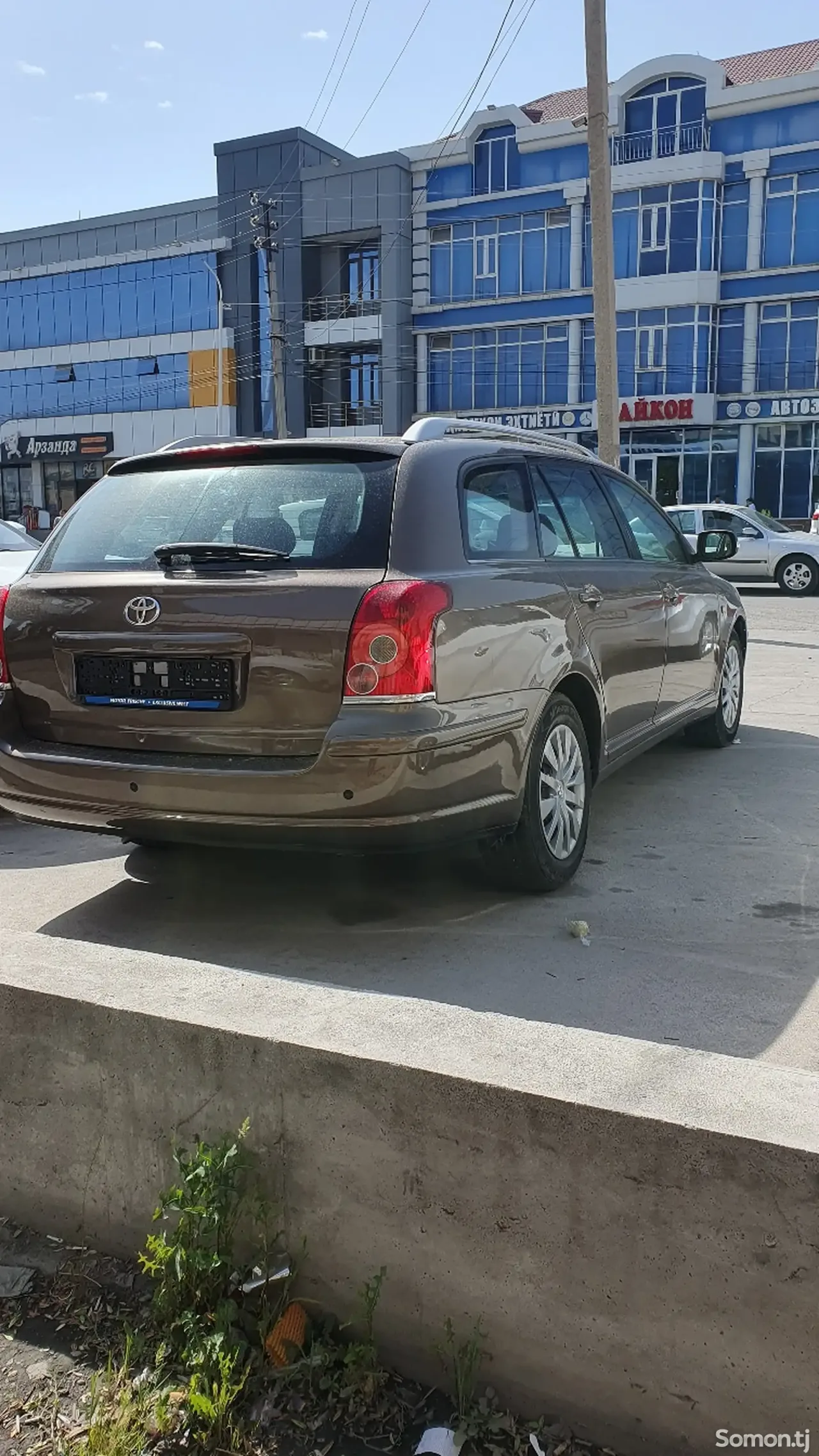 Toyota Avensis 2005 · 1.8 AT