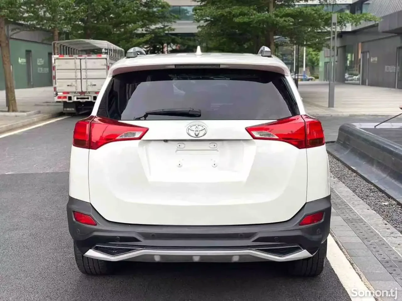 Toyota RAV 4 2015 · 2.5 AT