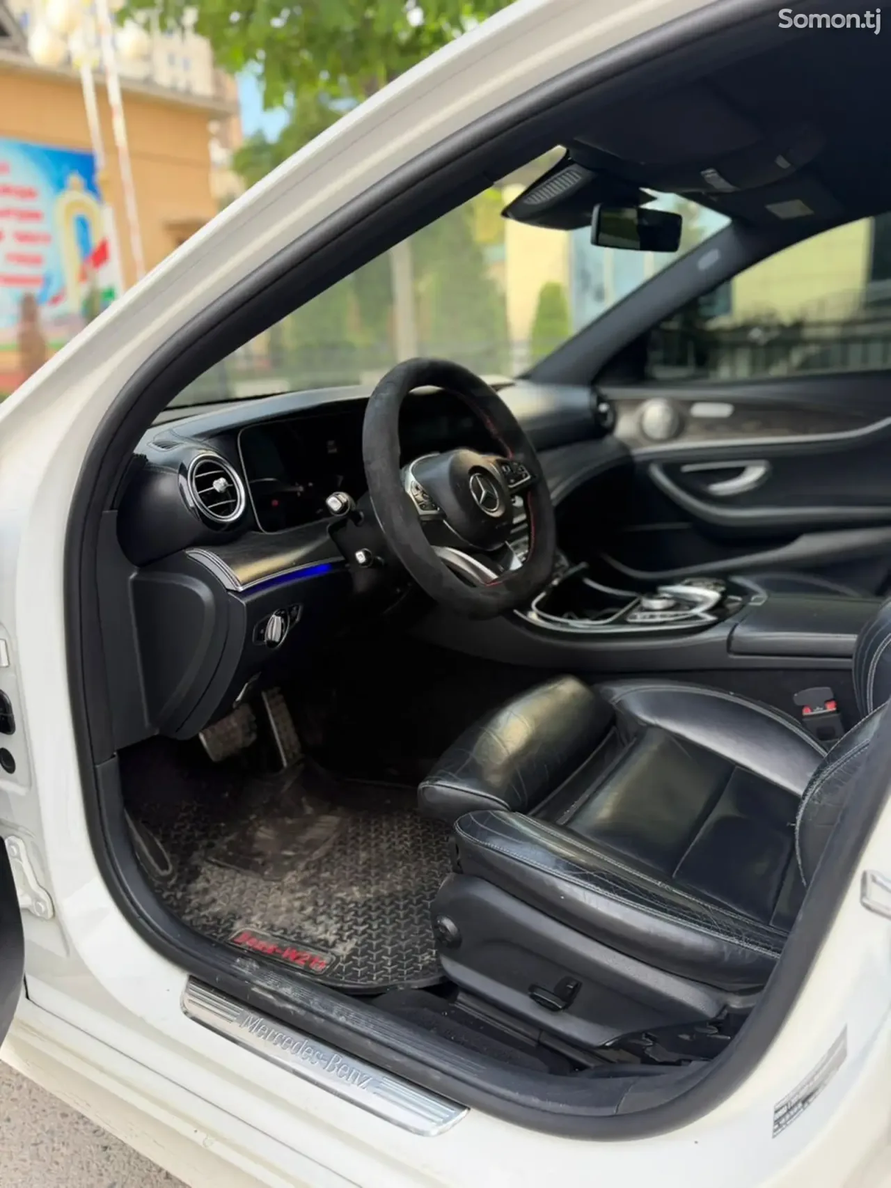Mercedes-Benz E class 2018 · 2.2 AT