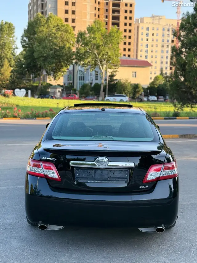 Toyota Camry 2010 · 3.5 AT