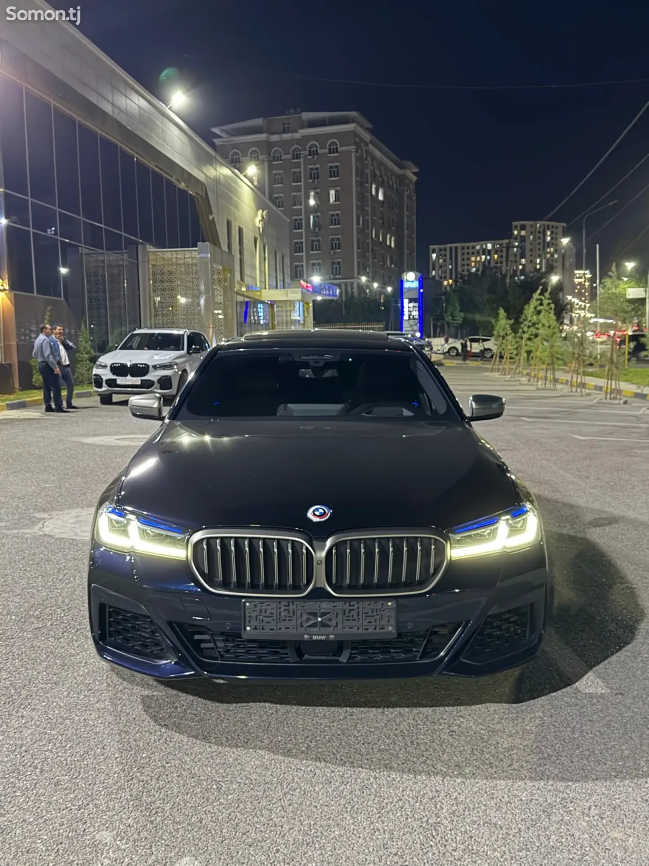 BMW 5 series 2023 · 4.4 AT