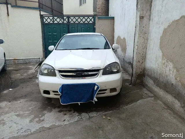 Chevrolet Lacetti 2005 · 1.6 AT