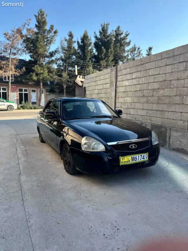 Lada (ВАЗ) Priora 2009 · 1.6 MT
