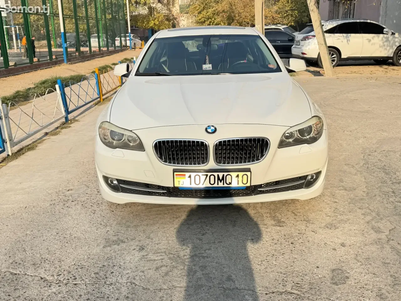 BMW 5 series 2011 · 3.0 AT