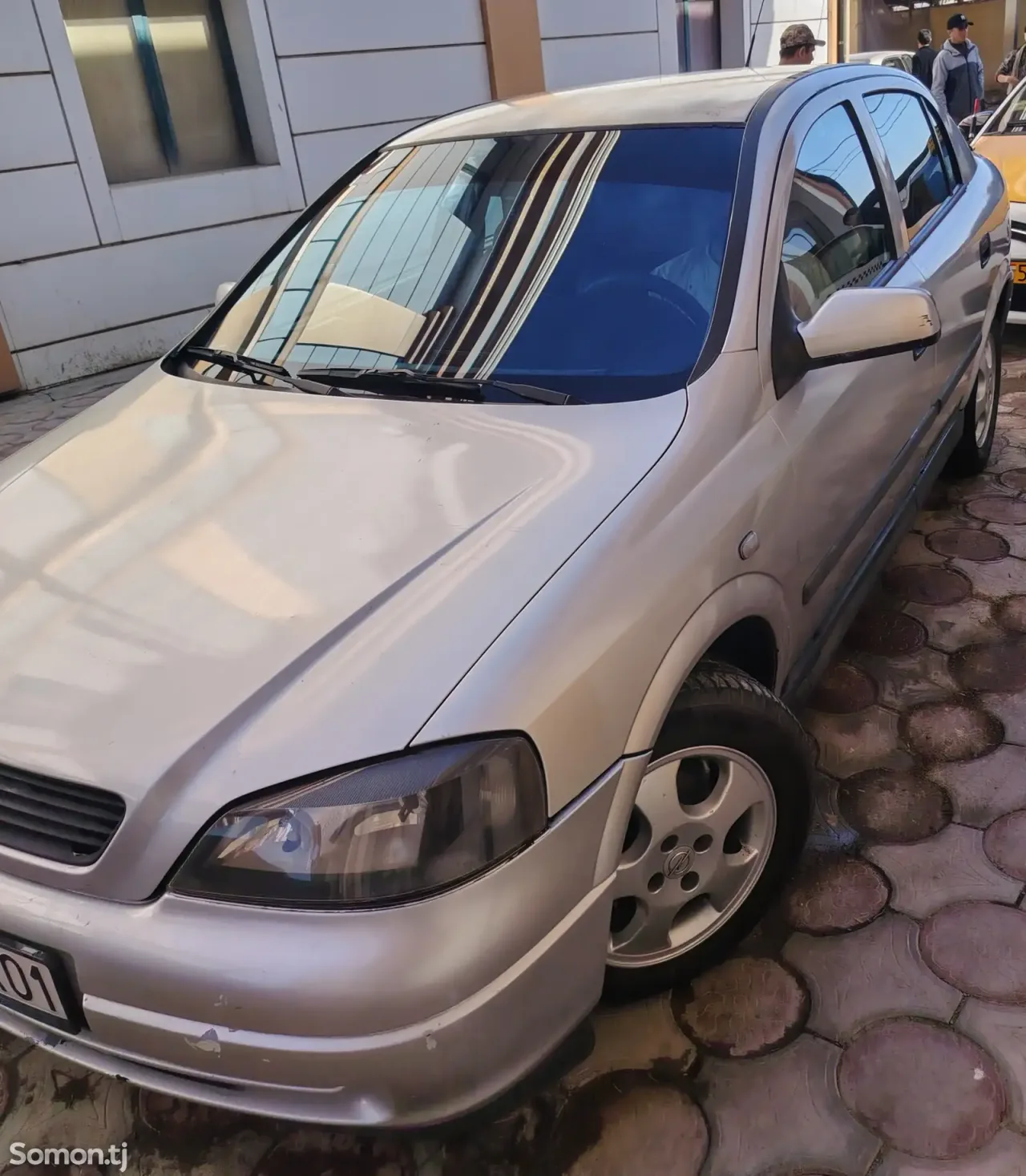 Opel Astra G 1999 · 1.6 MT