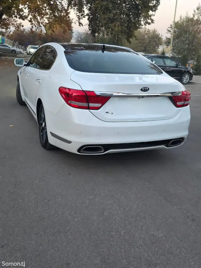 Kia K9 2014 · 3.3 AT