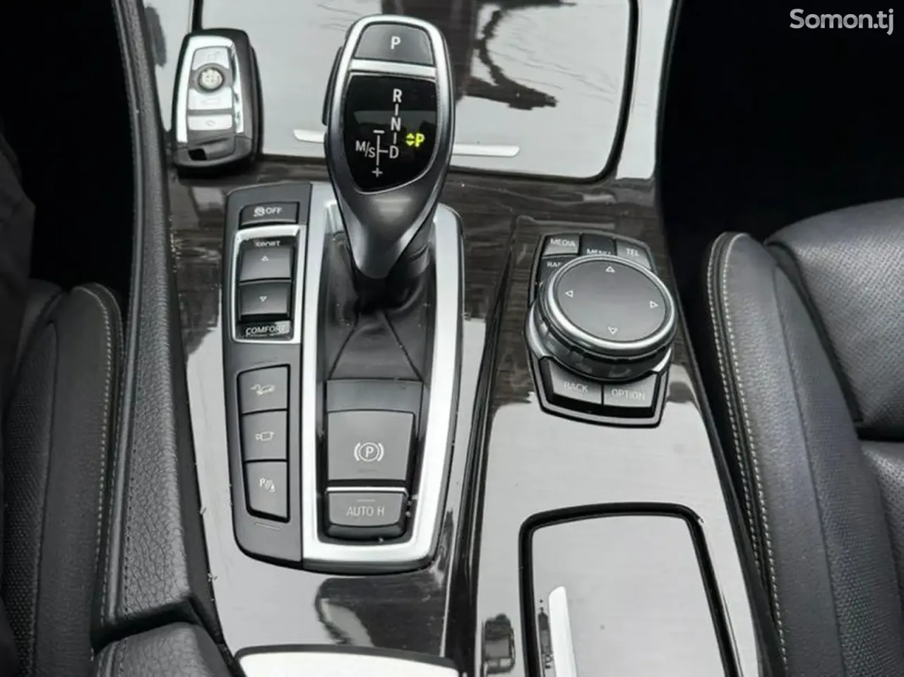 BMW 5 series 2015 · 2.8 AT