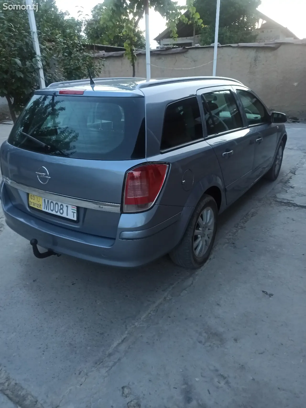 Opel Astra H 2006 · 1.8 MT