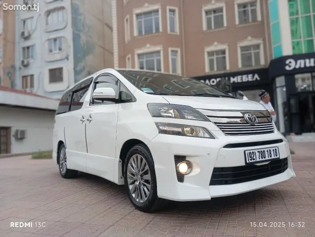 Toyota Vellfire 2014 · 2.4 AT
