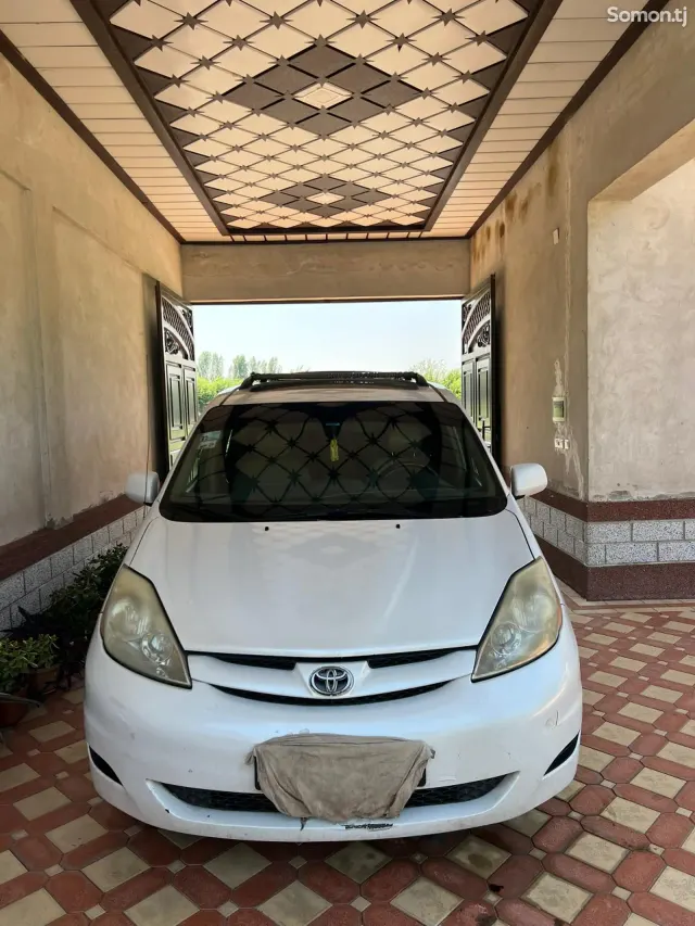 Toyota Sienna 2007 · 3.5 AT