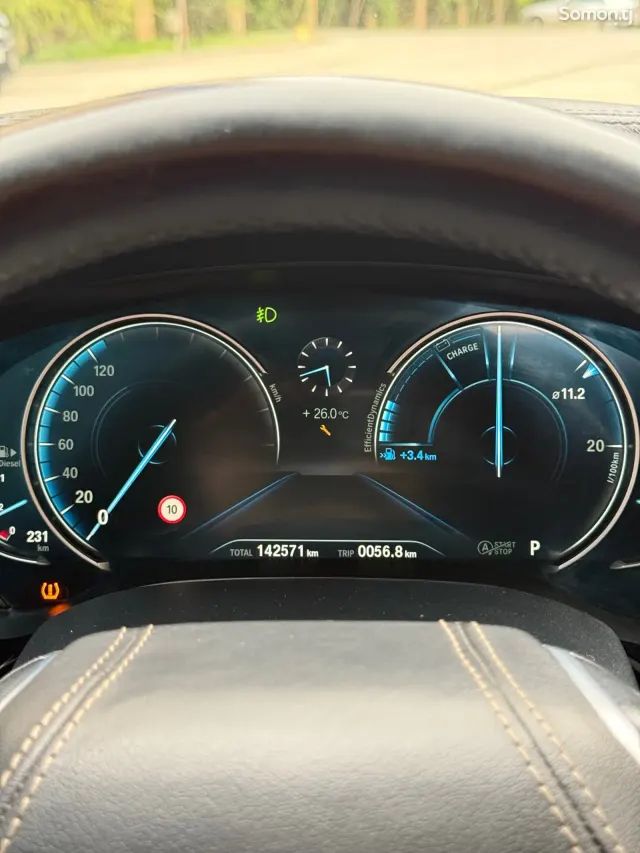 BMW 5 series 2017 · AT