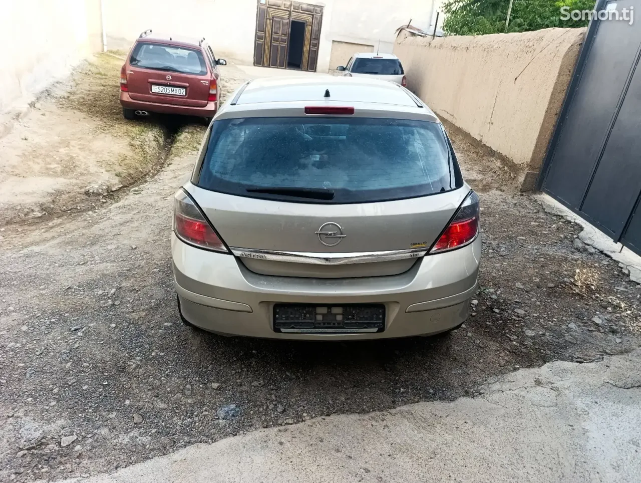 Opel Astra H 2006 · 1.8 AT