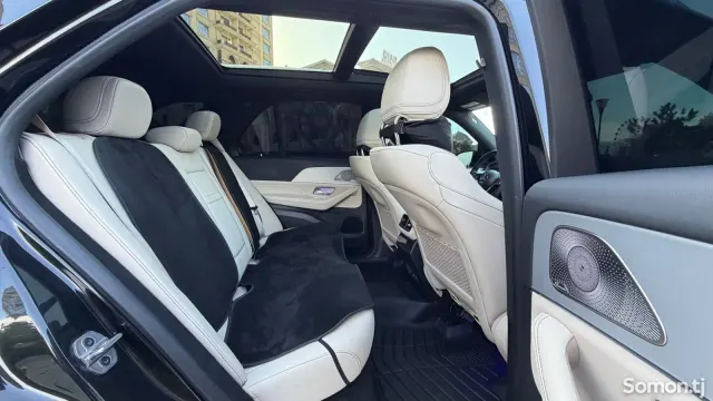 Mercedes-Benz GLE class 2025 · 3.5 AT