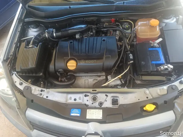 Opel Astra H 2006 · 1.8 MT