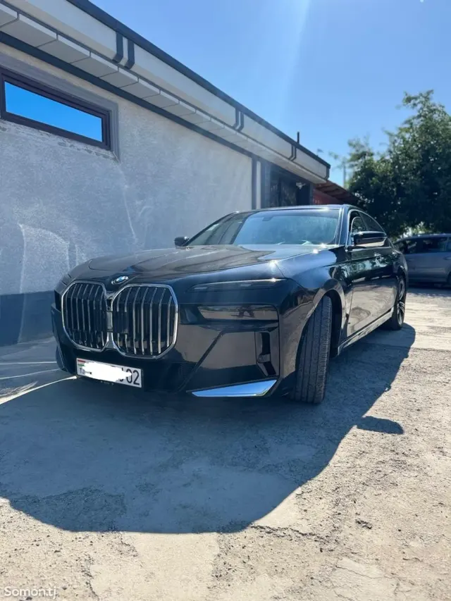 BMW 7 series 2010 · 3.0 AT