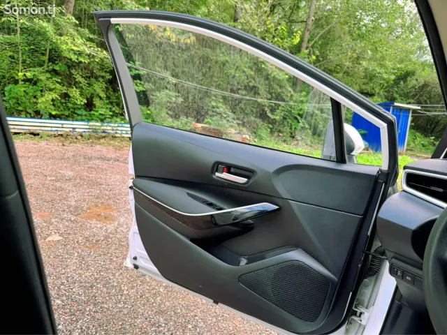 Toyota Corolla 2019 · 1.8 AT