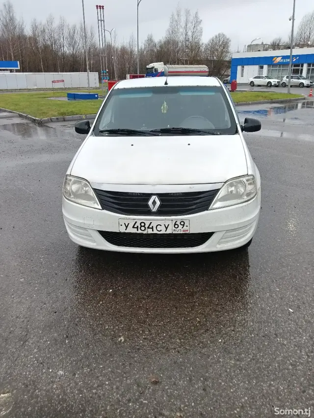 Renault Logan 2012 · 1.6 MT