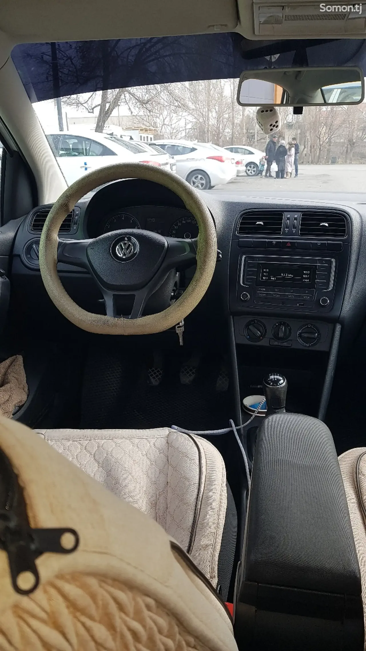 Volkswagen Polo 2019 · 1.6 MT