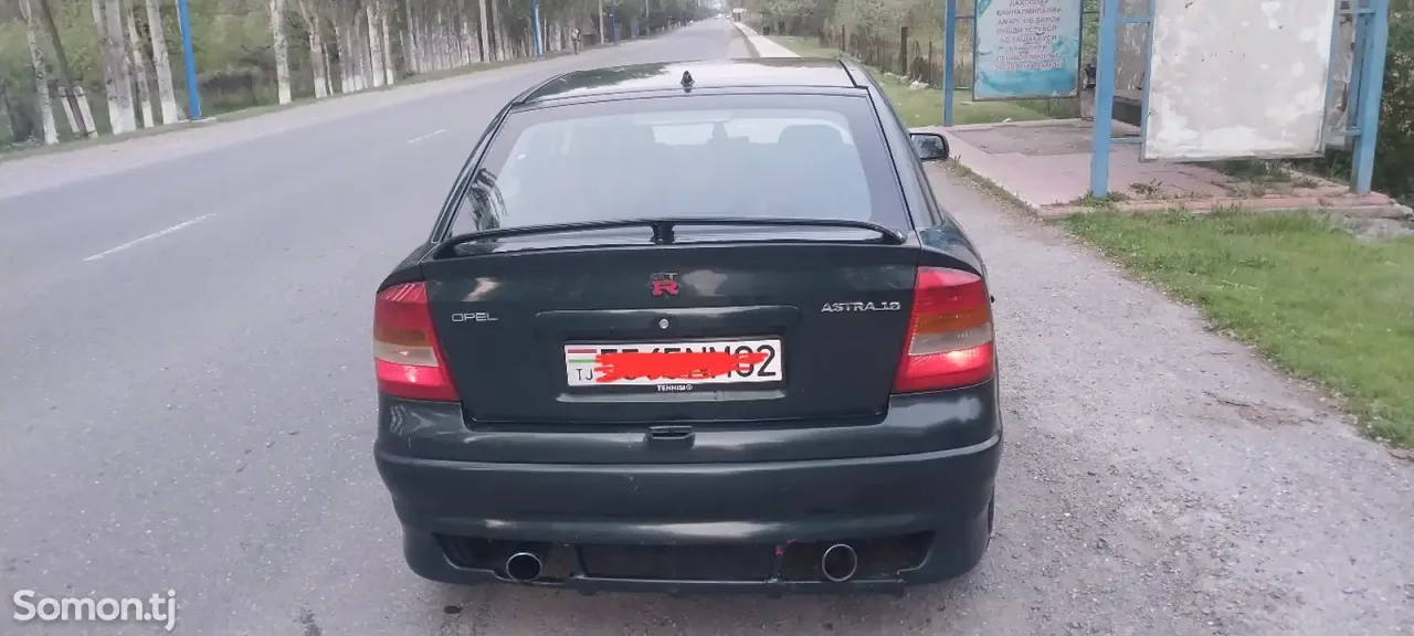 Opel Astra G 2000 · 1.6 AT