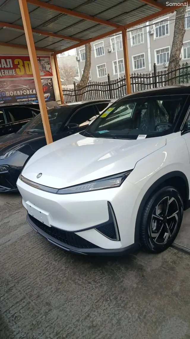 Dongfeng L7 2025 · AT