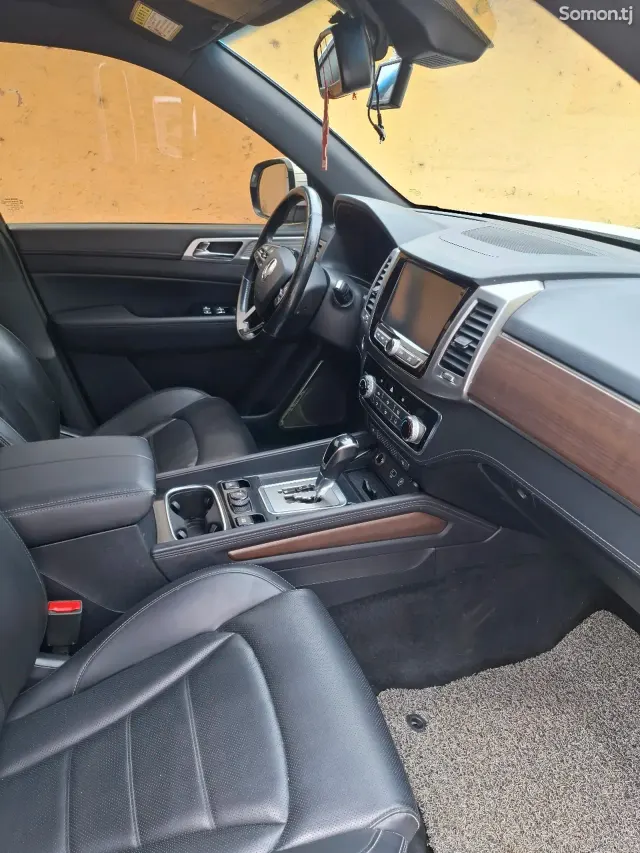 Ssang Yong Rexton 2018 · 2.2 AT