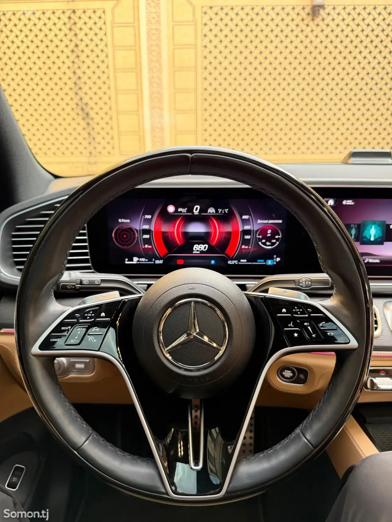 Mercedes-Benz GLS 2024 · 5.8 AT