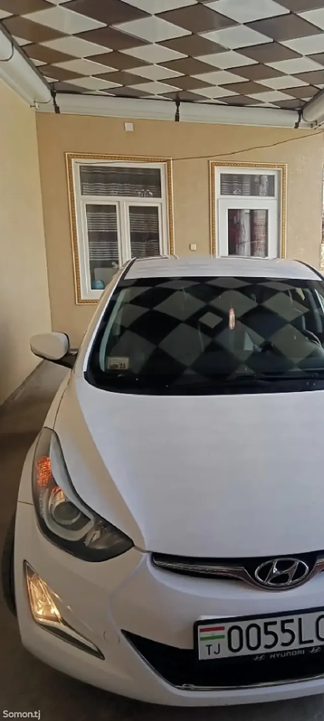 Hyundai Avante 2014 · 1.6 AT