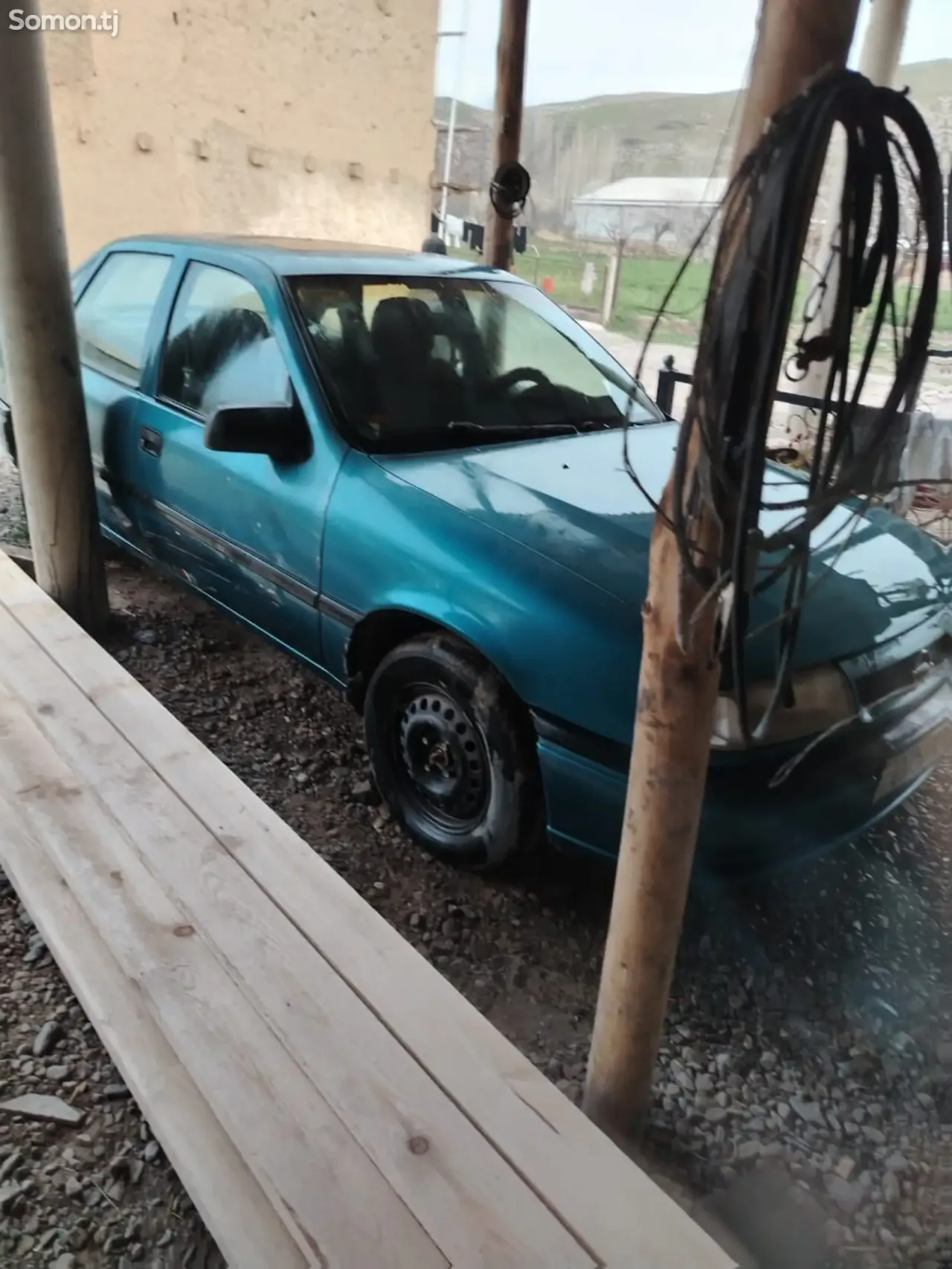Opel Vectra A 1996 · 0.8 MT