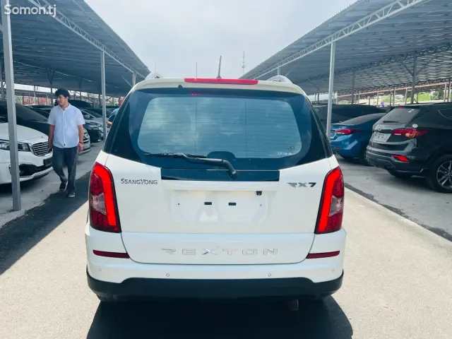 Ssang Yong Rexton 2014 · 2.0 AT