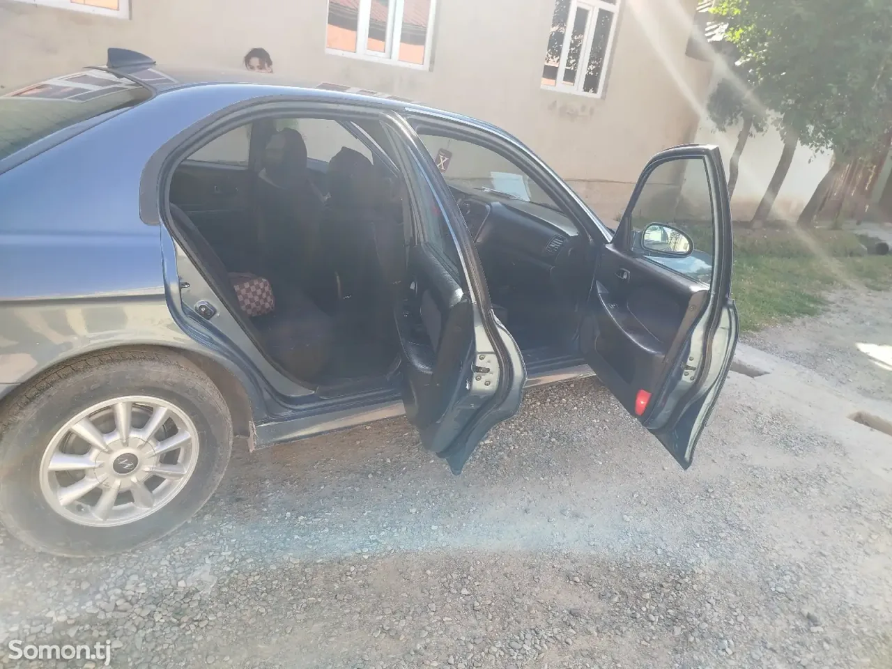 Hyundai Sonata 2004 · 1.8 MT