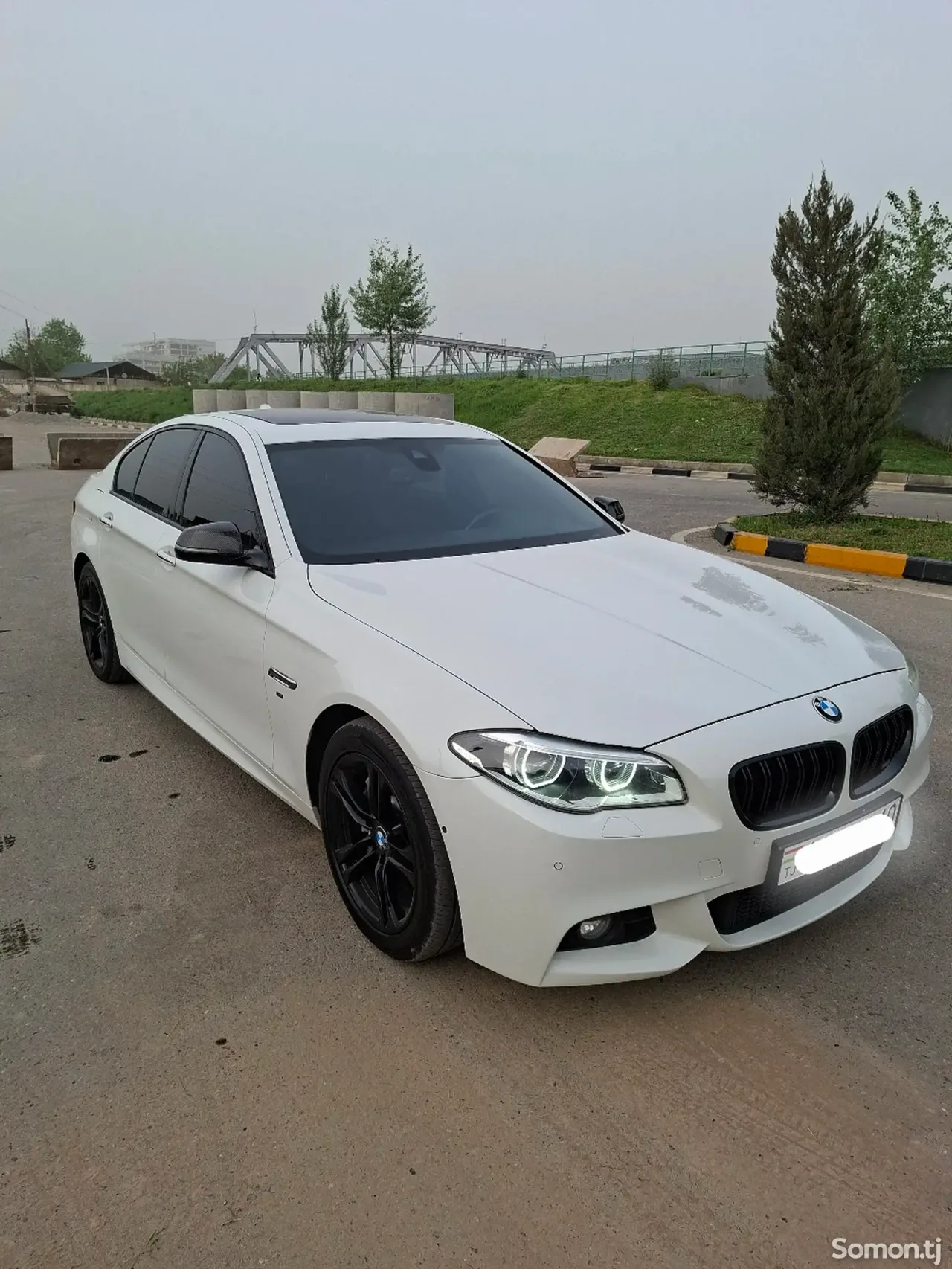BMW 5 series 2014 · 3.0 AT