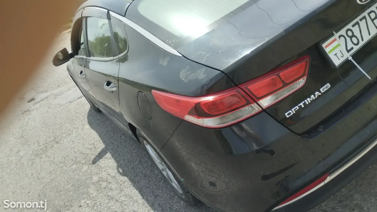 Kia Optima 2016 · 2.4 AT