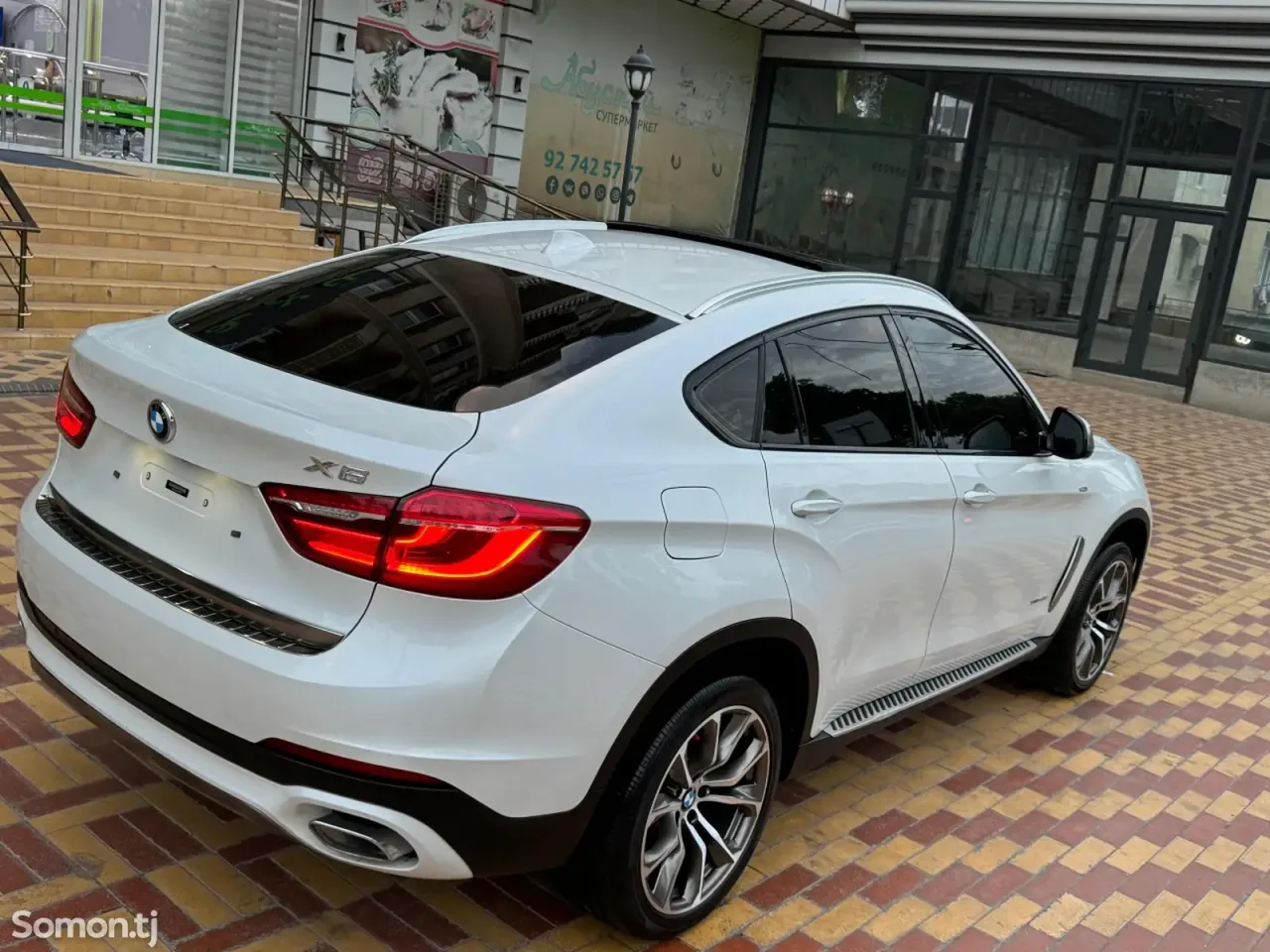 BMW X6 2018 · 3.0 AT