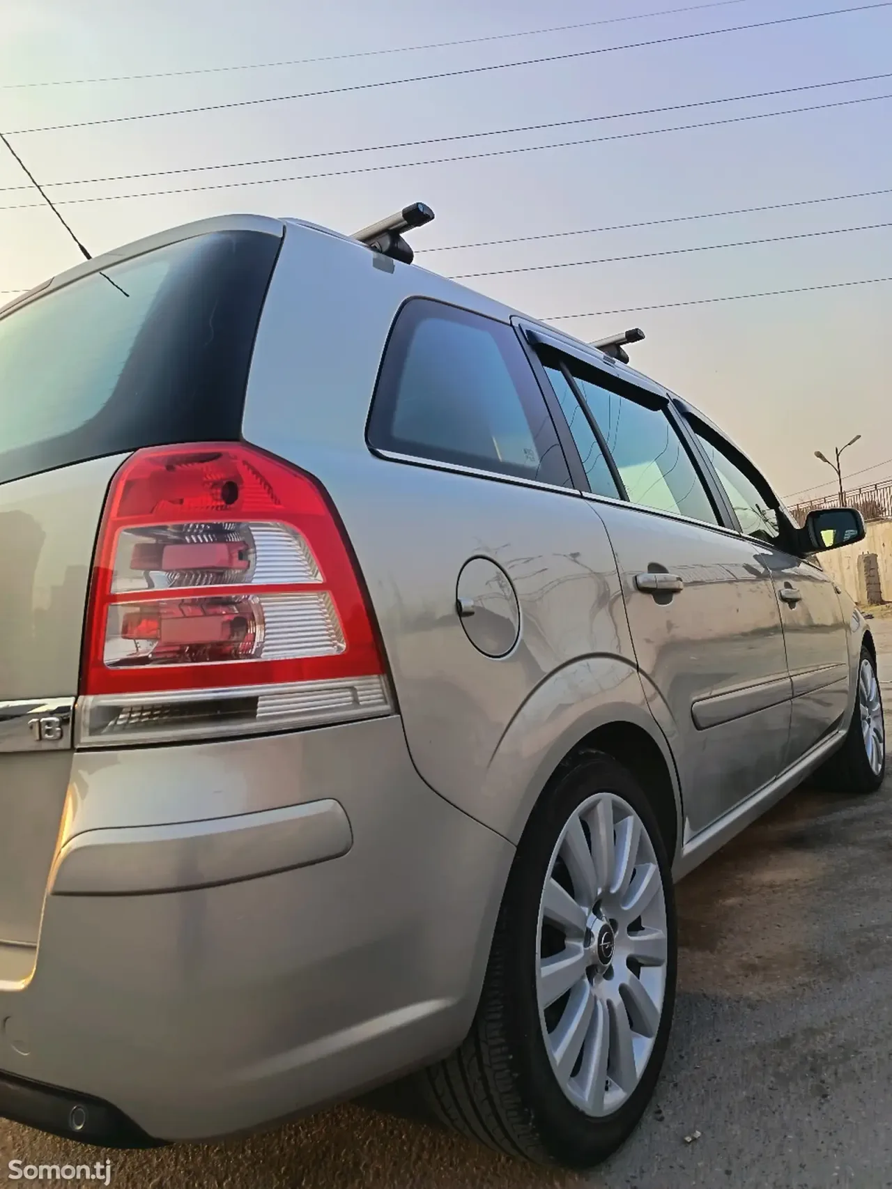 Opel Zafira 2008 · 1.8 MT