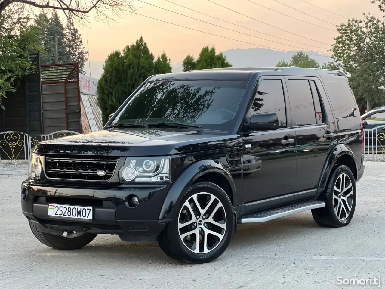 Land Rover Discovery 2014 · 5.0 AT