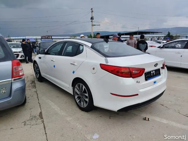 Kia K5 2014 · AT