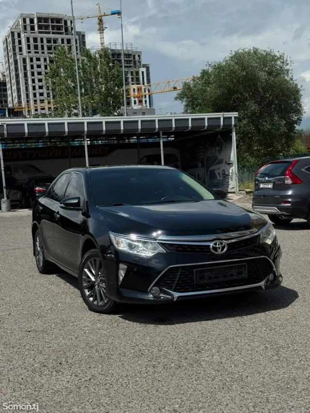 Toyota Camry 2016 · 2.5 AT