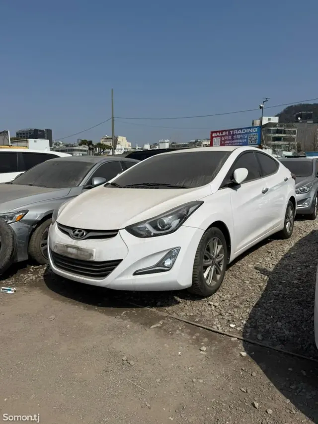 Hyundai Avante 2014 · 1.6 AT