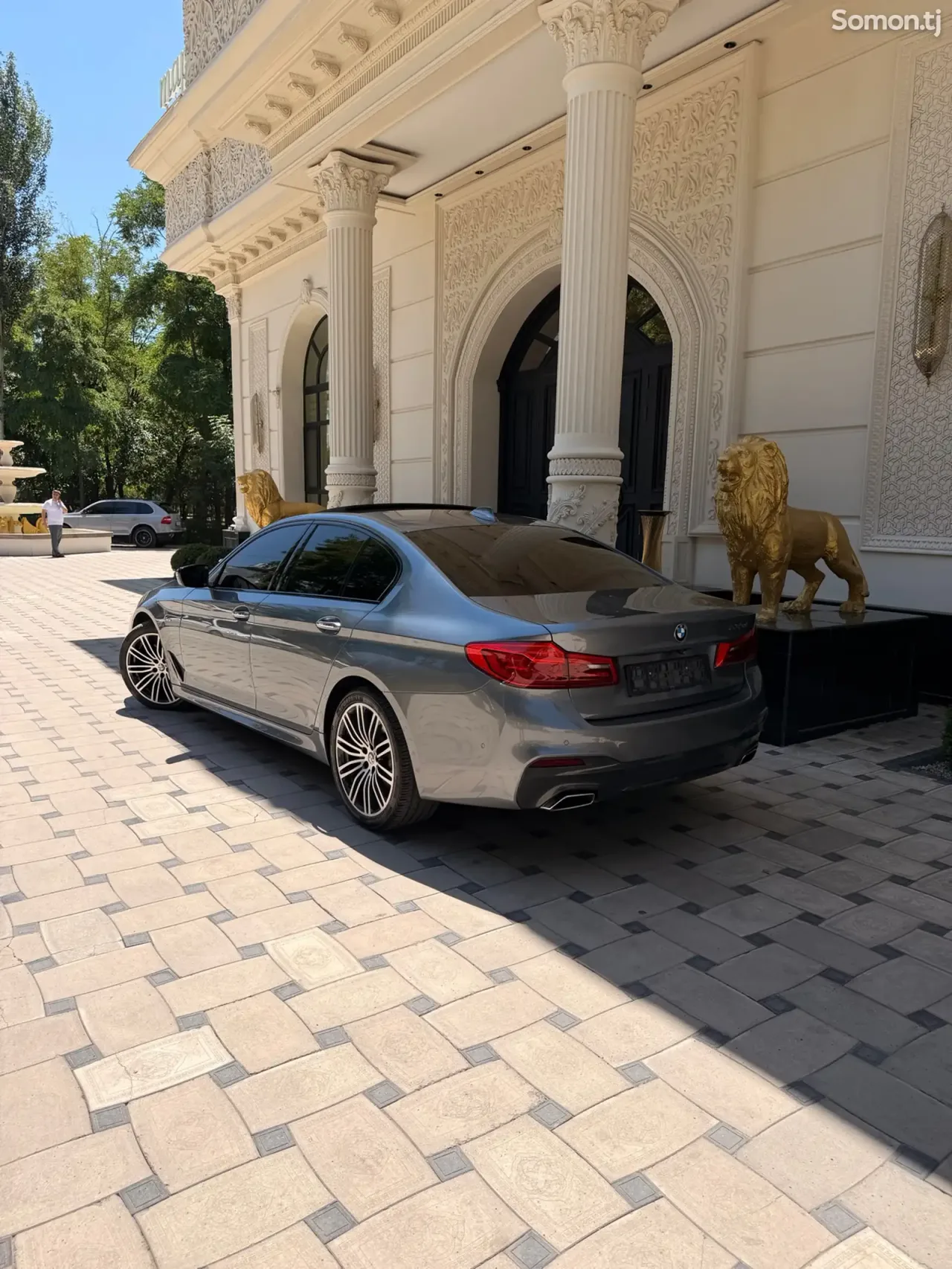 BMW 5 series 2017 · 3.0 AT