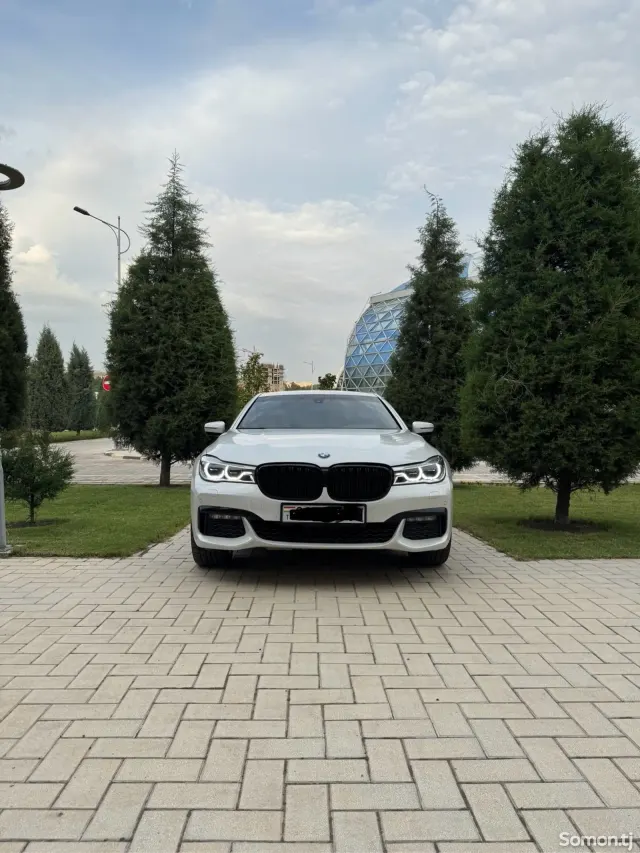 BMW 7 series 2019 · 3.0 AT
