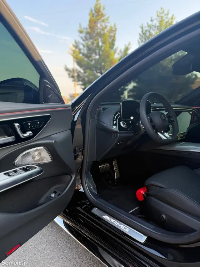 Mercedes-Benz E class 2026 · 5.3 AT